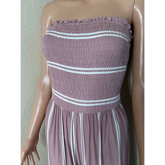 Altar'd State Strapless jumpsuit, mauve jumpsuit, smocked bodice, wide leg SZ M - Picture 10 of 10